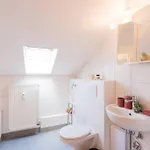 - 3-bedroom Luxury: Central & Spacious In & Big Tv And Kitchen - Apartment *