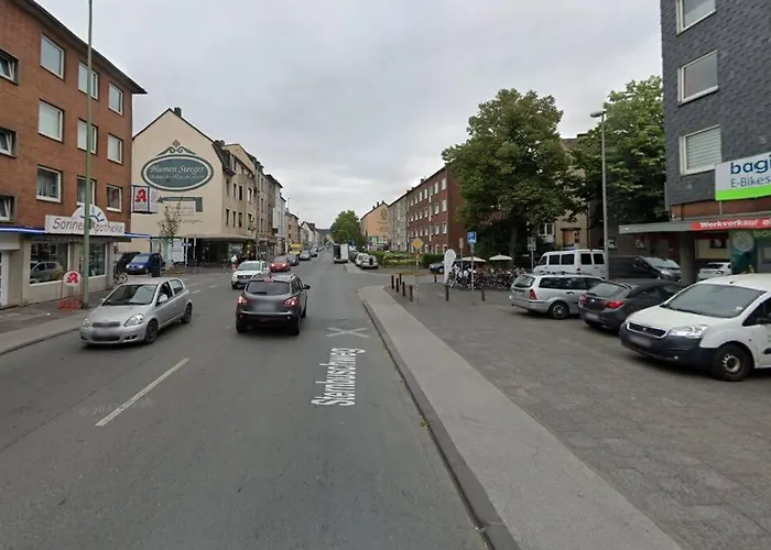 Lejlighed - 3-bedroom Luxury: Central & Spacious In & Big Tv And Kitchen -