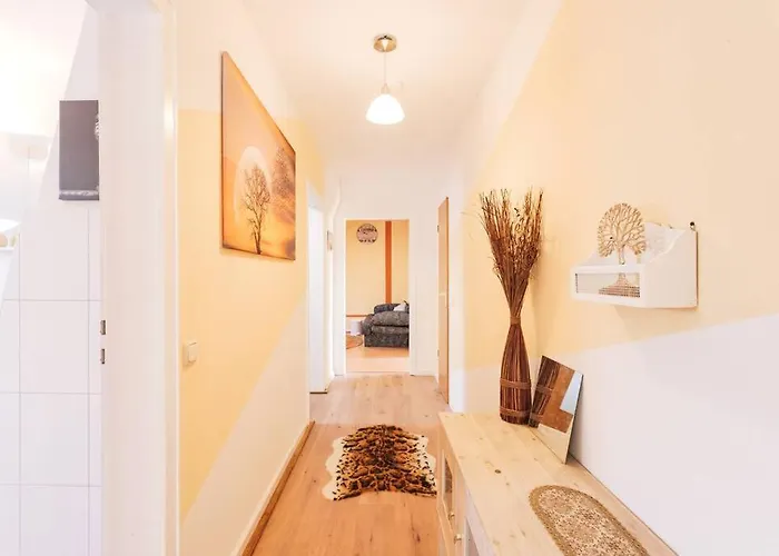 - 3-bedroom Luxury: Central & Spacious In & Big Tv And Kitchen - * 뒤스부르크